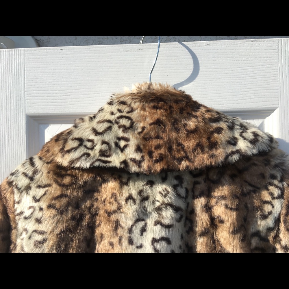 Leopard Coat - Picture 4 of 7